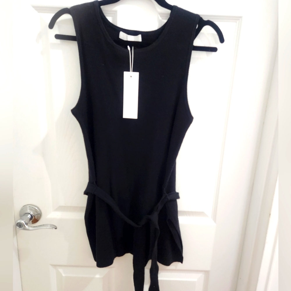 Sleeveless sweater